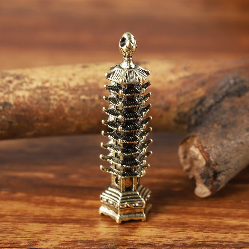 Tượng Nhỏ Phong Thủy Bằng Đồng Kiểu Dáng Hình Tòa Tháp (Kích Thước: 5.0cm x 1.3cm)