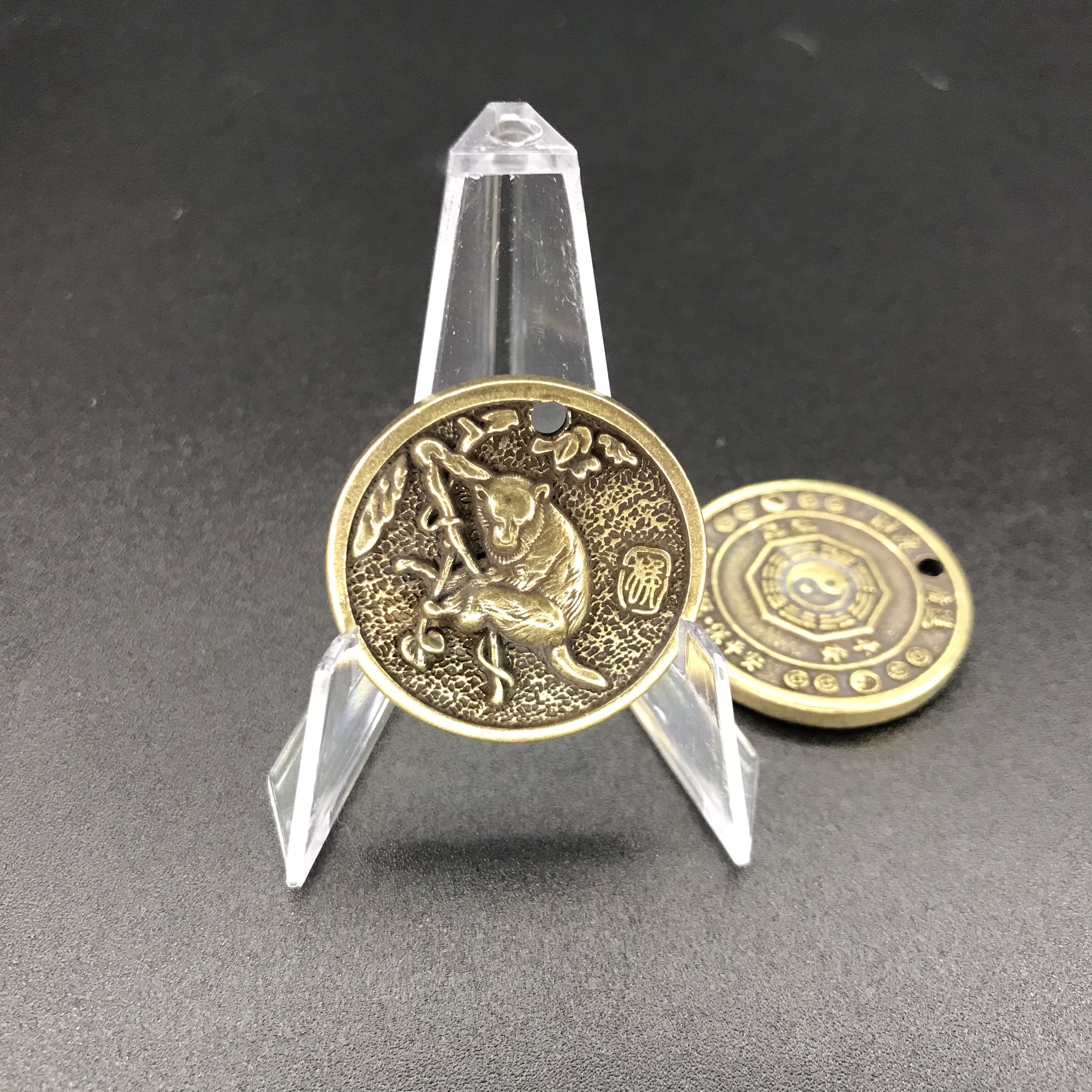 [HCM]Mặt Đồng Xu Đồng Hình Con Khỉ (không kèm đế xu) Đường kính của đồng xu là 3cm Màu: Đồng-TMT Collection-SP002438