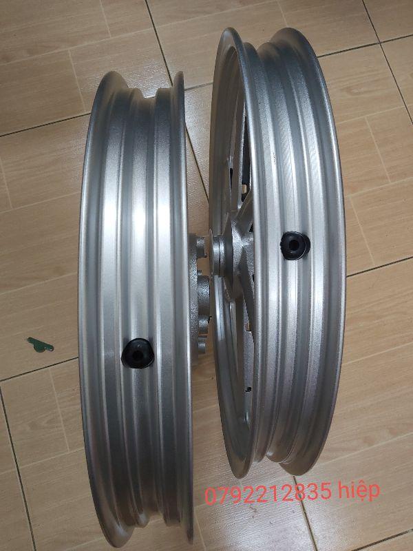 [HCM]CẶP BÁNH MÂM TRƯỚC SAU RAPIDO BẠC GẮN VỪA WINNER TRƯỚC 1.6 SAU 1.85