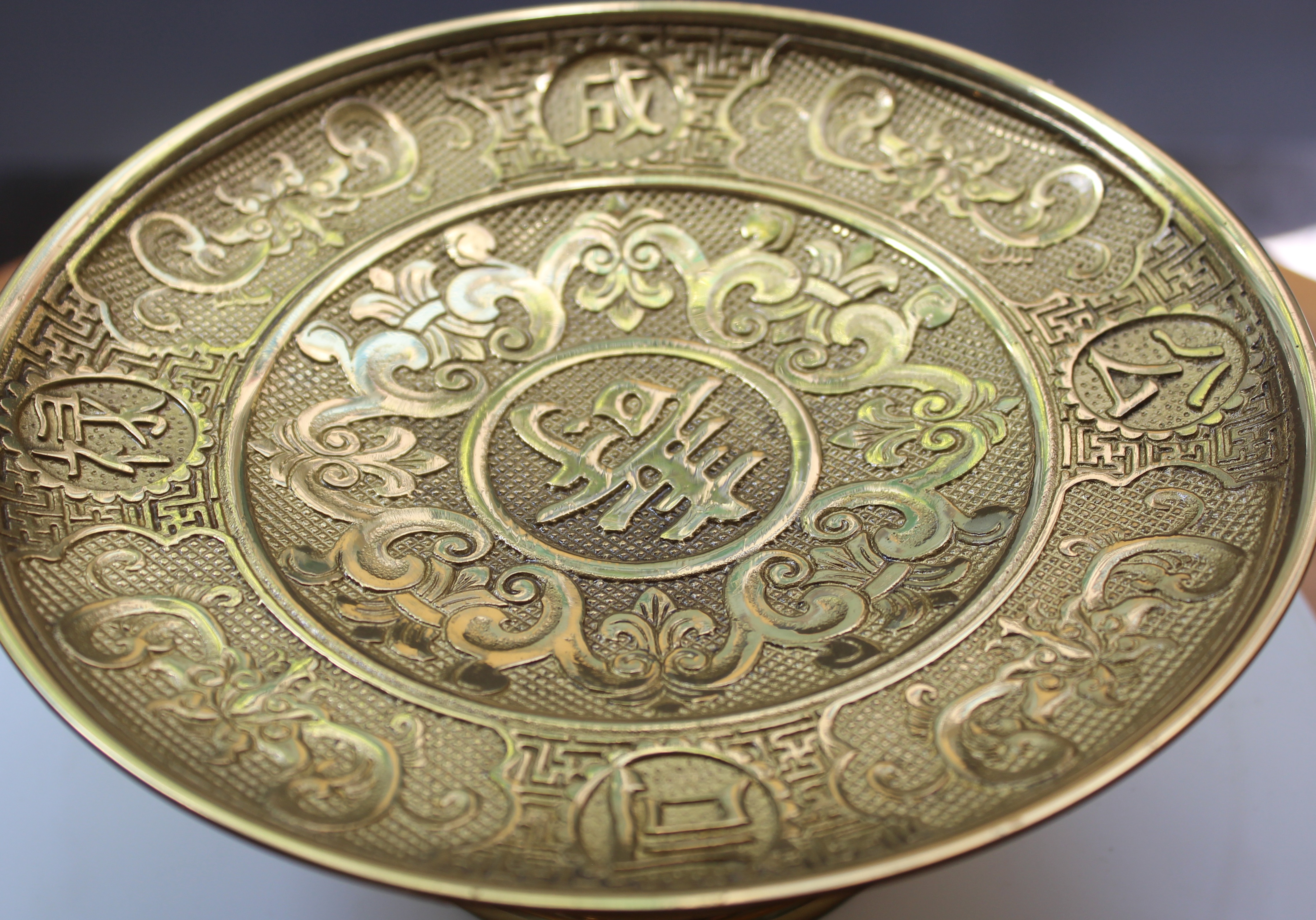 Đĩa đựng trái cây thờ cúng vằng đồng nguyên chất đk 20cm