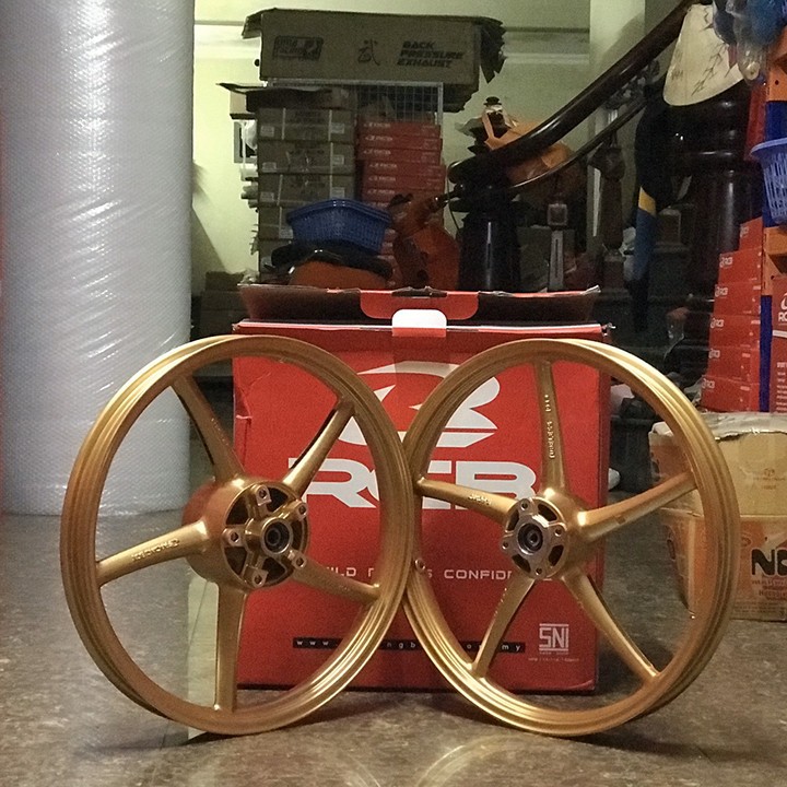 Mâm Racing Boy 5 cây 1 đĩa