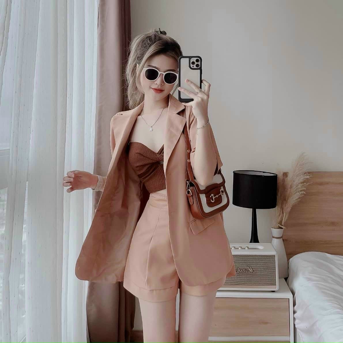 [Voucher 50k Freeship Max 0 đồng toàn quốc] Set nữ 3 món áo khoác vest quần đùi vải for áo hai dây croptop đồ bộ đùi Hàn Quốc màu nâu mặc đi chơi cá tính
