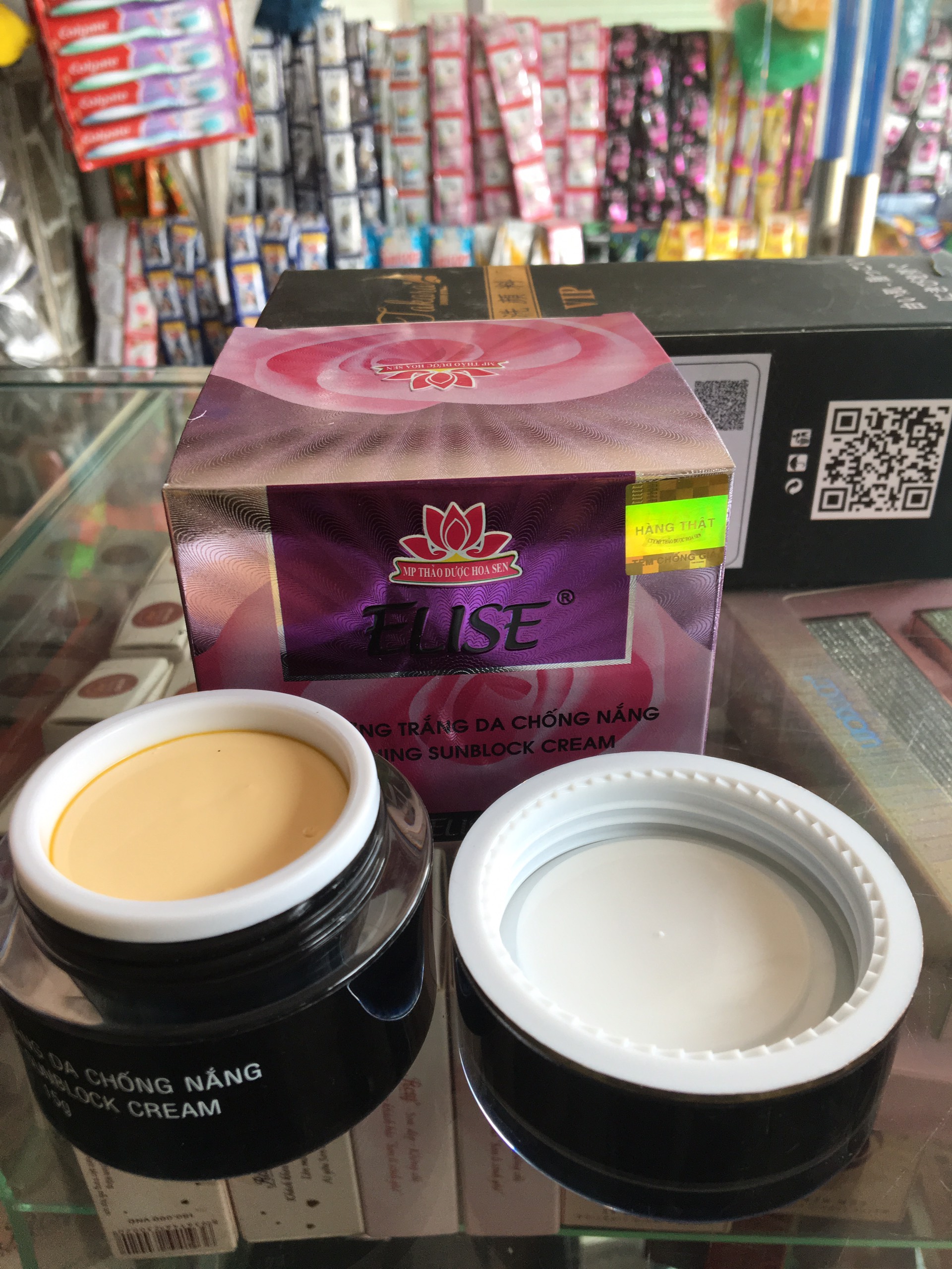 Kem dưỡng trắng da,chống nắng elise 15g