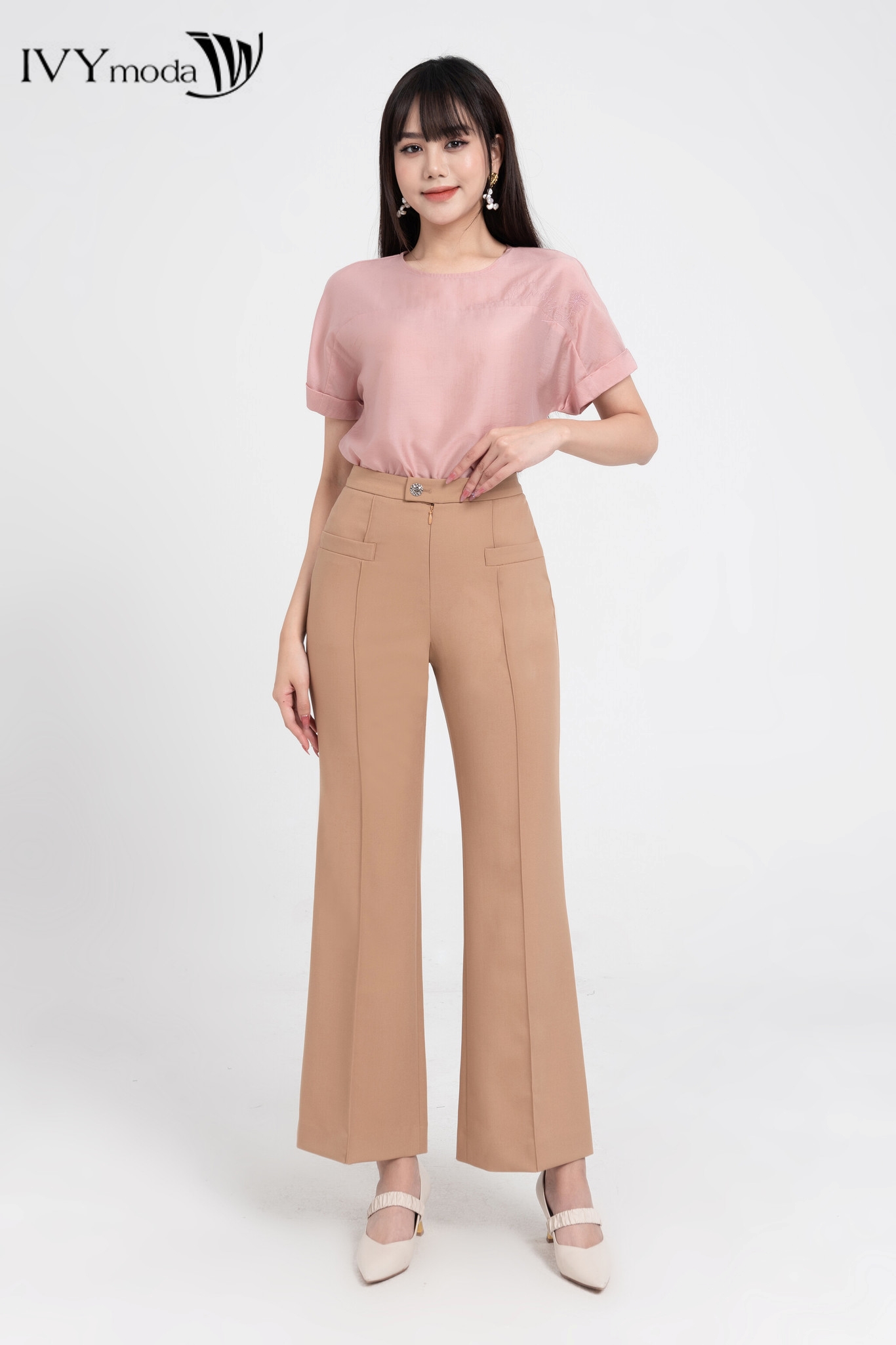 Quần ống loe may ly giữa ivy moda ms 22m8048
