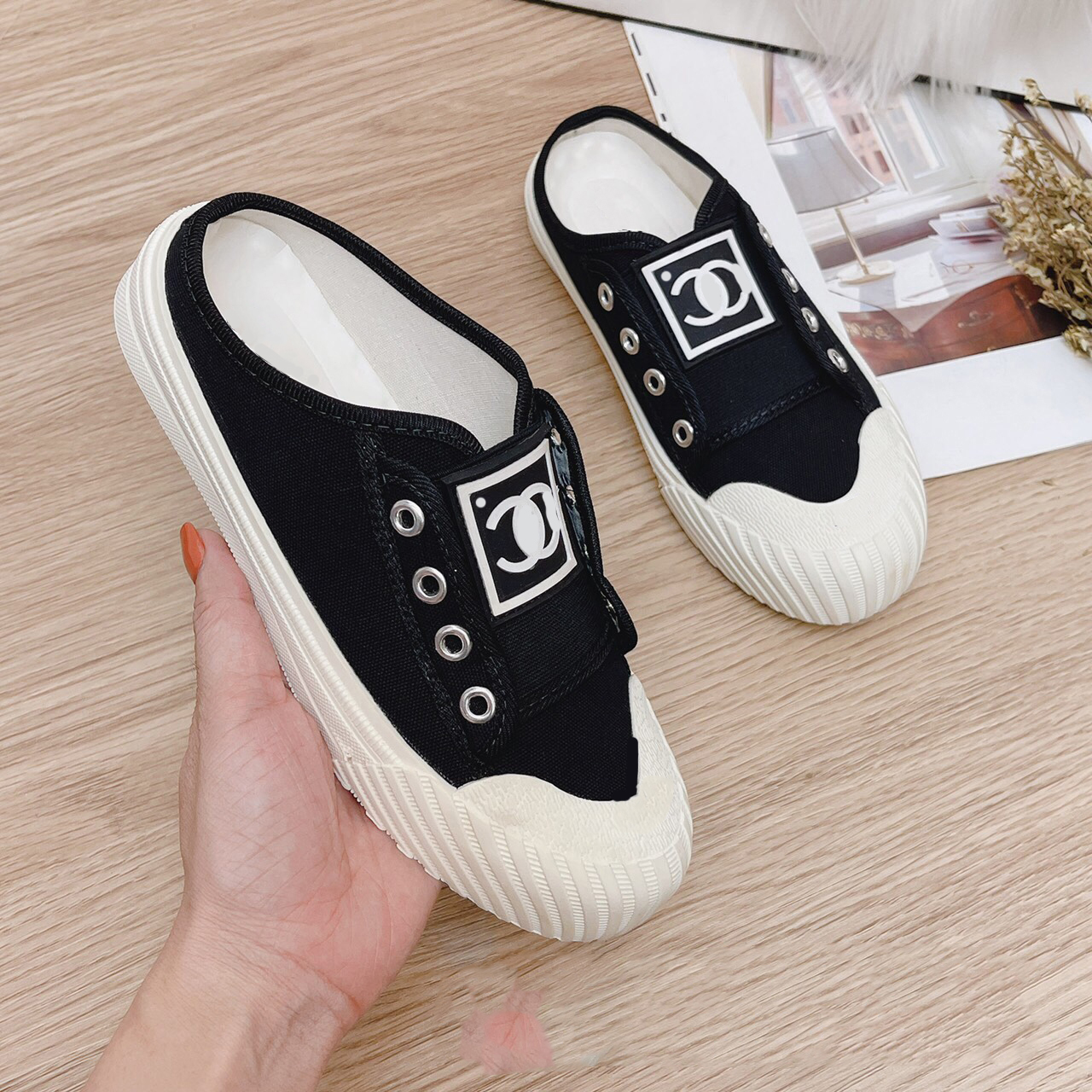 Giày sục thể thao Chaa Lelll không dây plain đen phong cách mới cá tính mới