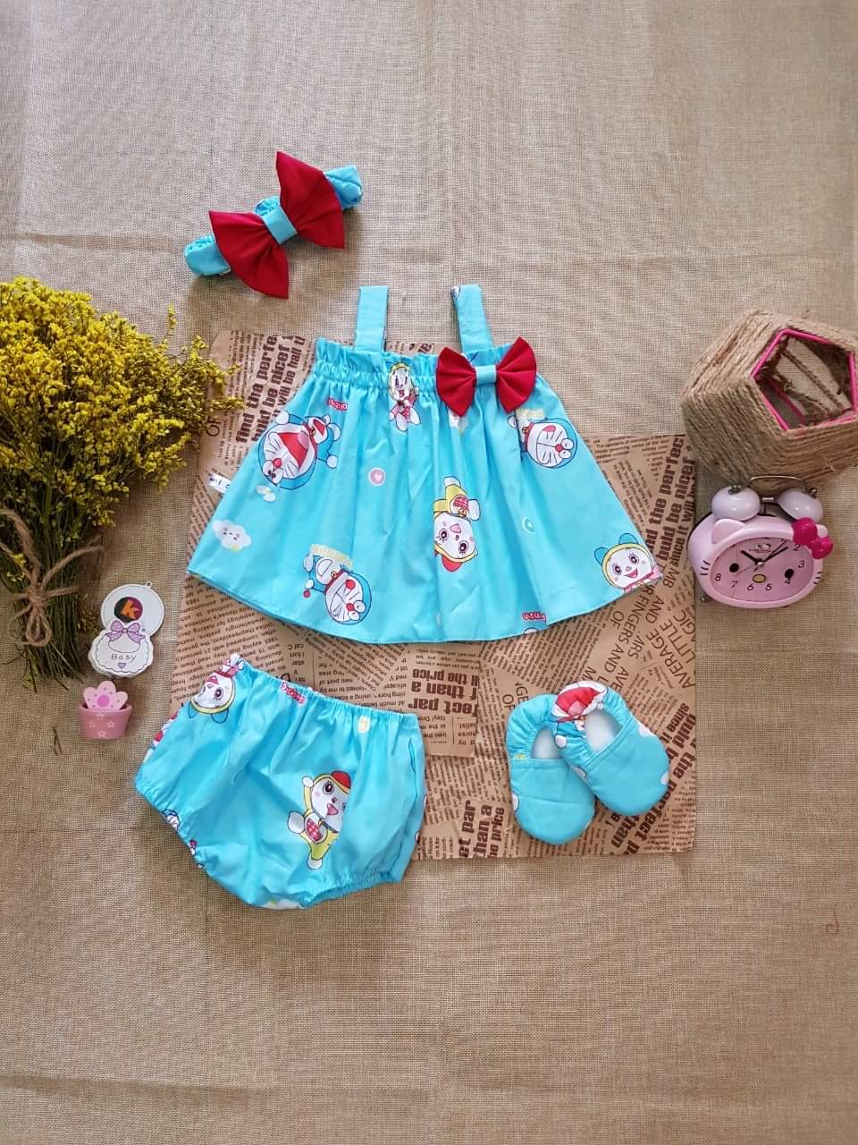 Set bộ 4 món bé gái 3-12kg- áo 2 dây- quần chip- turban- giày vải