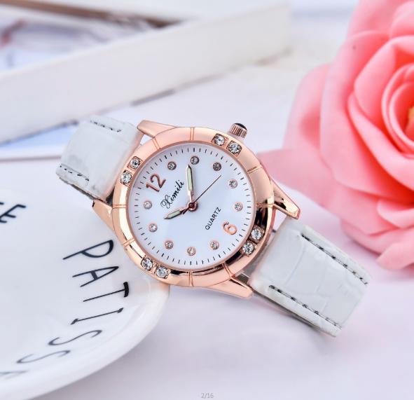 [HCM]Đồng hồ nữ đính đá thời trang dạ quang ban đêm kiểu hàn quốc sản phẩm đẹp như hình 100%