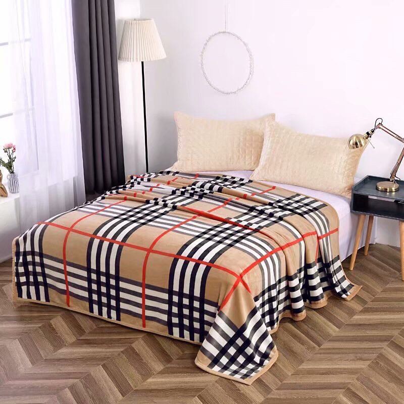 Chăn lông tuyết muji cuộn xuất Nhật bền đẹp, lông mịn