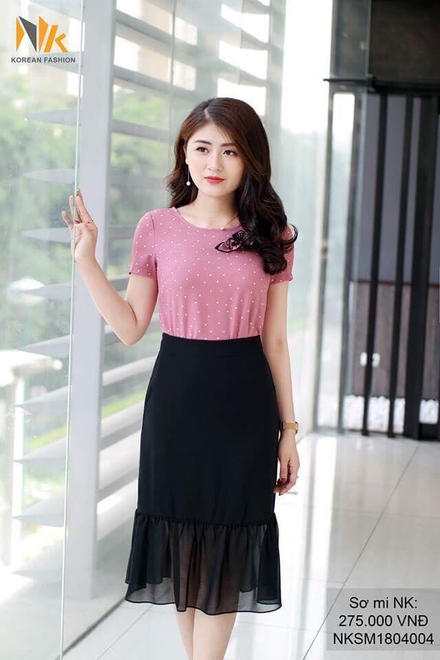 Áo kiểu nữ  –  Áo sơ mi chấm bi crotop hoa ngực SM144 hàng cao cấp