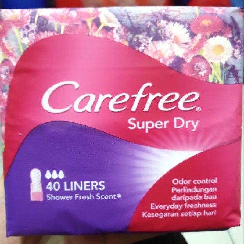 Băng vệ sinh Carefree hàng ngày siêu thấm 40 miếng