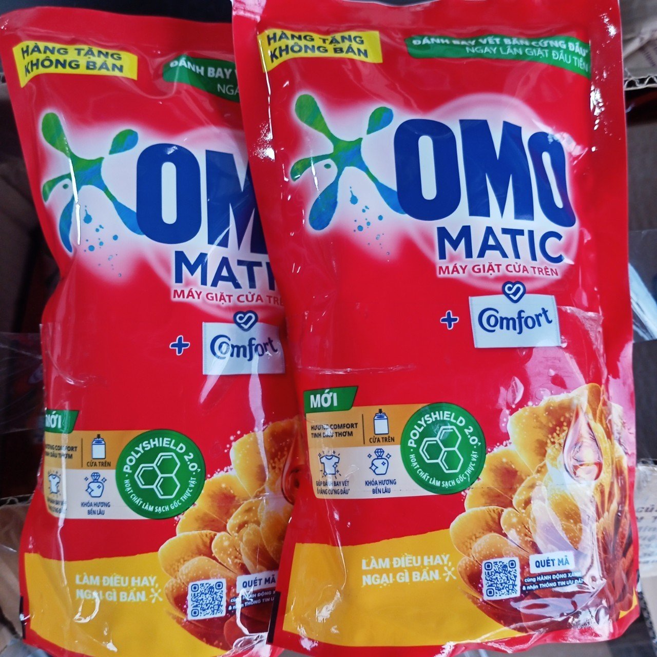 2 bịch nước giặt omo matic 412g