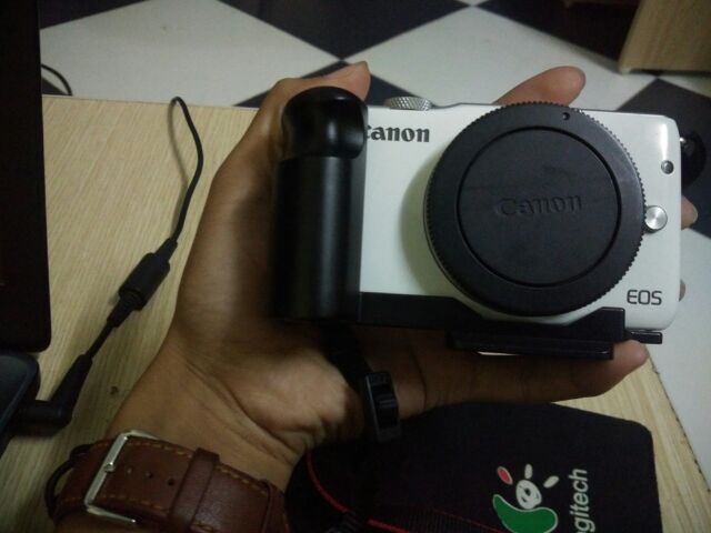 Báng cầm (L - plate) cho canon eos M - M2 - M10 - M100