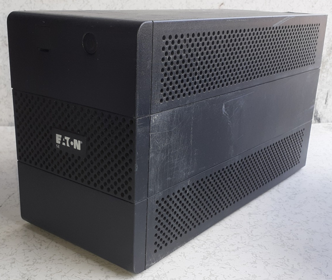 [HCM]5E2000iUSB - Bộ lưu điện (UPS) EATON 2000VA (bao gồm ắc quy - BH: 12 tháng)