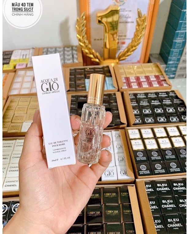 Nước hoa mini chiết pháp dạng xịt 20ml nhiều mùi nam nữ , lưu hương lâu