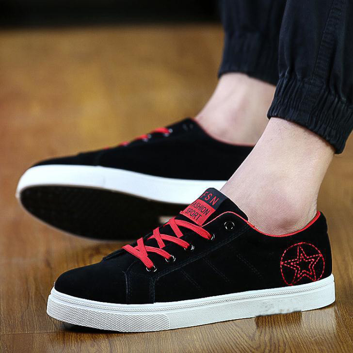 Giày sneakers nam Gót phối ngôi sao đen đỏ nổi bật