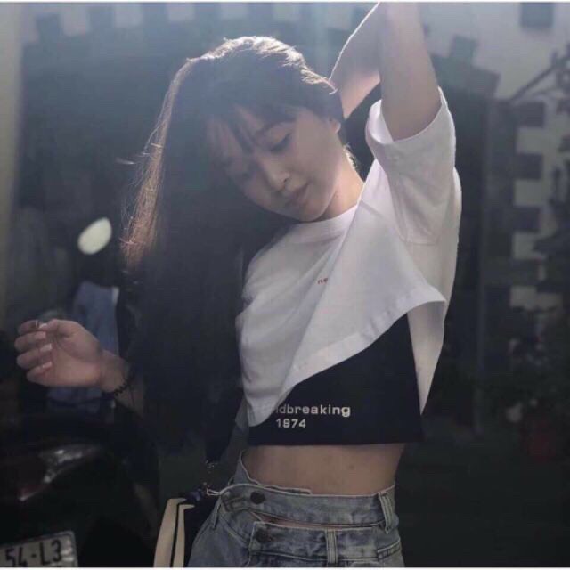 Phương Linh Luxury 1688 Áo Thun Croptop GROUNDBREAKING 1974 (Set 2 áo CROPTOP & BRA)..!!!Áo Thun Croptop GROUNDBREAKING 1974 (Set 2 áo CROPTOP & BRA)..!!!