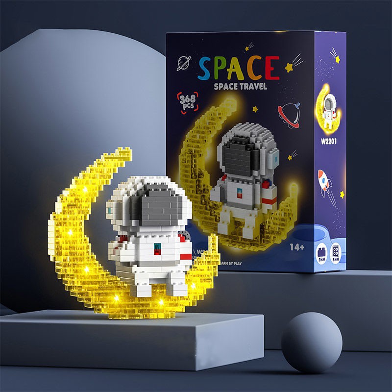 Đèn lego lắp ráp phi hành gia mẫu đồ chơi mới
