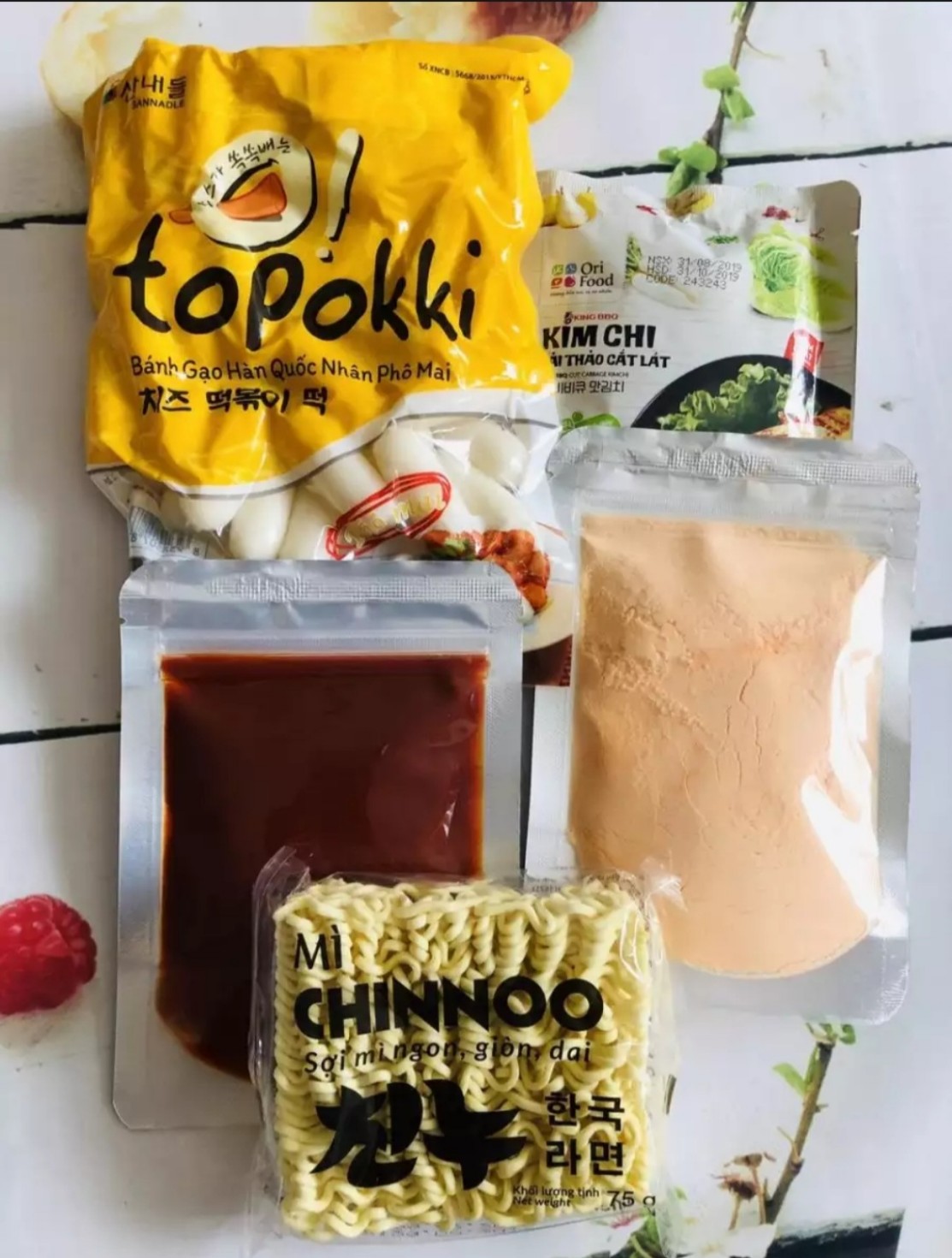 Combo 5 món bánh gạo hàn quốc nhân phô mai siêu rẻ (500g bánh gạo phô mai sốt kimchi bột phô maimì chinnoo)