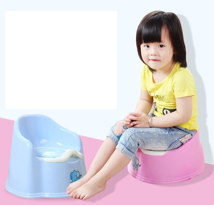 bô đi vệ sinh cho bé có nắp - bô đi tiểu cho bé trai có ngăn nước chảy ra nhà