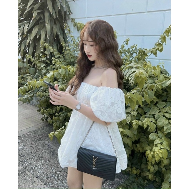 Set áo trắng ren hoa rớt vai phồng + short
