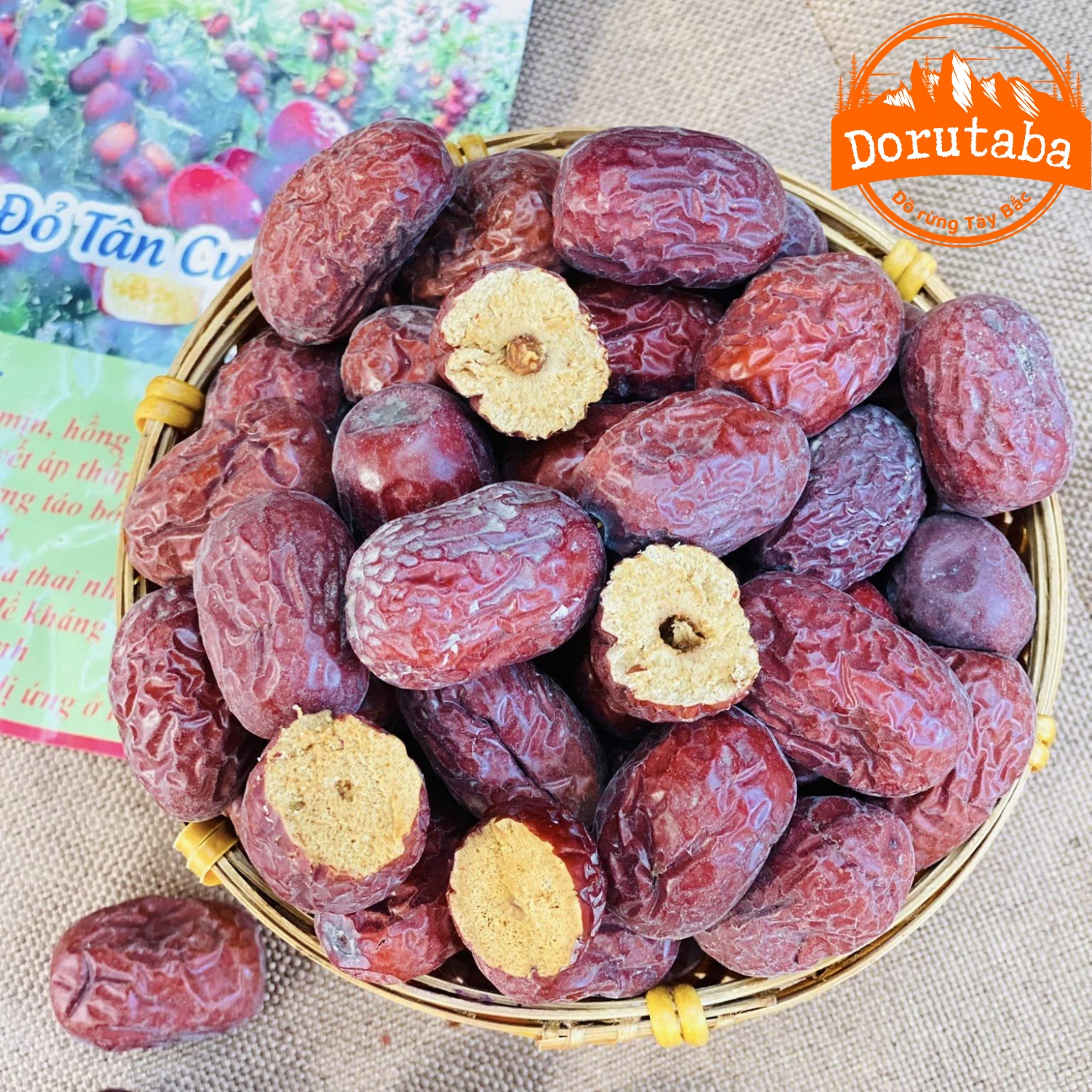 Táo bụi Nhược Khương, Táo đỏ Tân Cương chín khô trên cây, không qua sấy rửa loại ngon thượng hạng