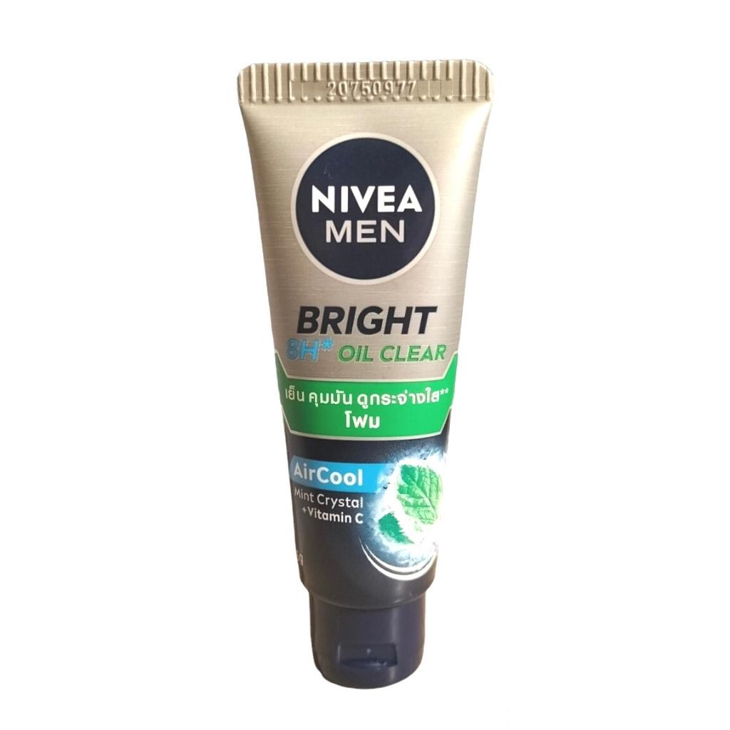 Sữa rửa mặt Nivea Men Bright 8h Oil Clear 15g