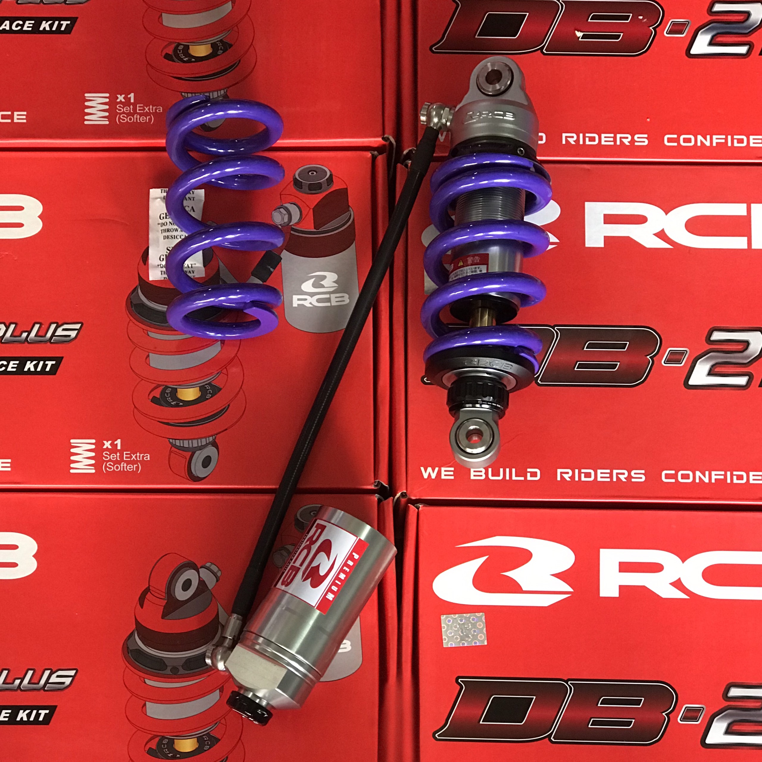 Giảm sóc sau RCB DB2+ gắn Winner và Winner X Tím