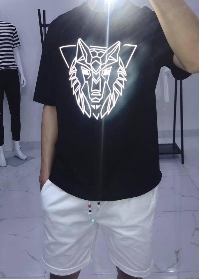 Áo Thun In Hình Sói Phản Quang giá siêu rẻ - Áo Thun đôi, Áo Thun Nhóm, Áo Lớp
