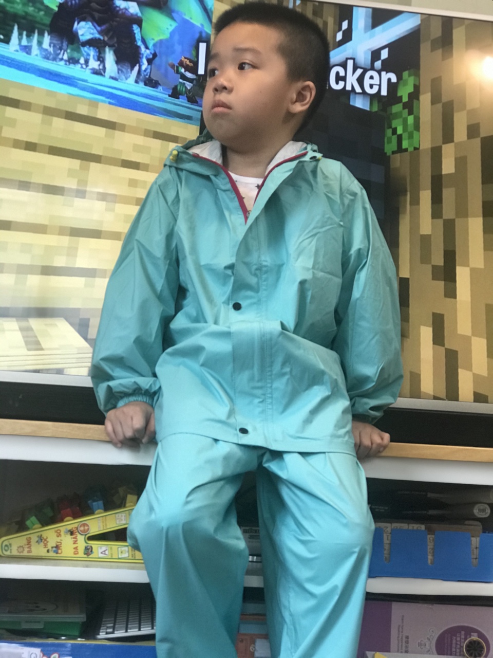 Bộ quần áo mưa chống thấm cao cấp dành cho trẻ em 3t - 9t