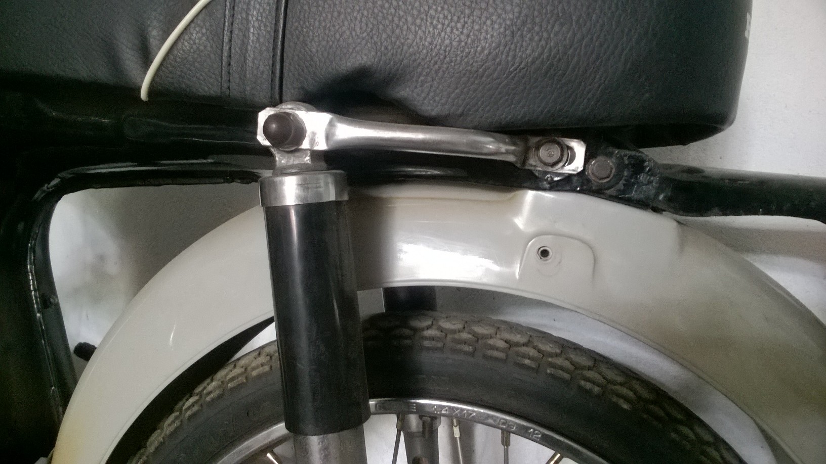 Cặp tai dắt xe honda 67-68-71-72-cd-cl