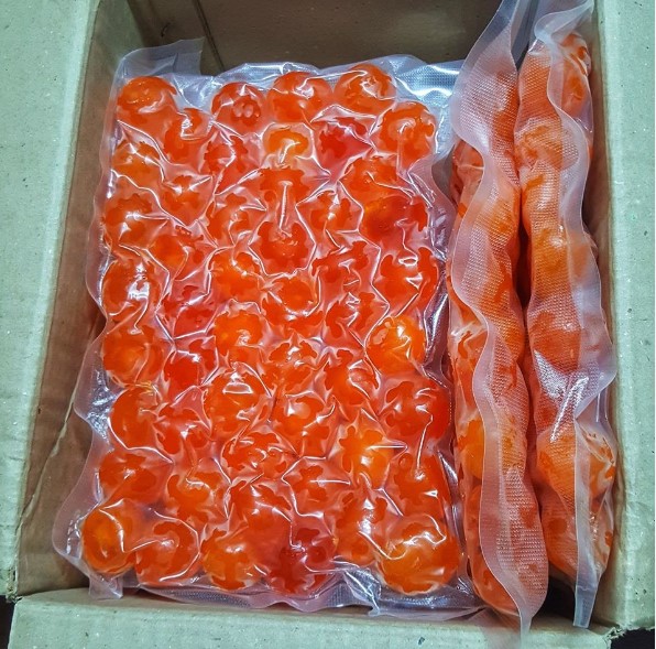 Lòng đỏ trứng vịt muối vỉ 10- 50 quả ( ship hỏa tốc nội thành Hồ Chí Minh)