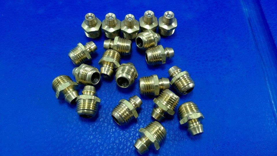 10 chiếc vú bơm mỡ 10 thẳng