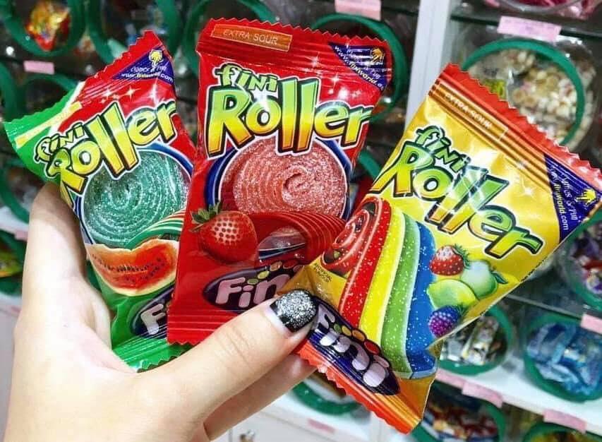 Combo 4 Kẹo cuộn Fini Roller mix vị