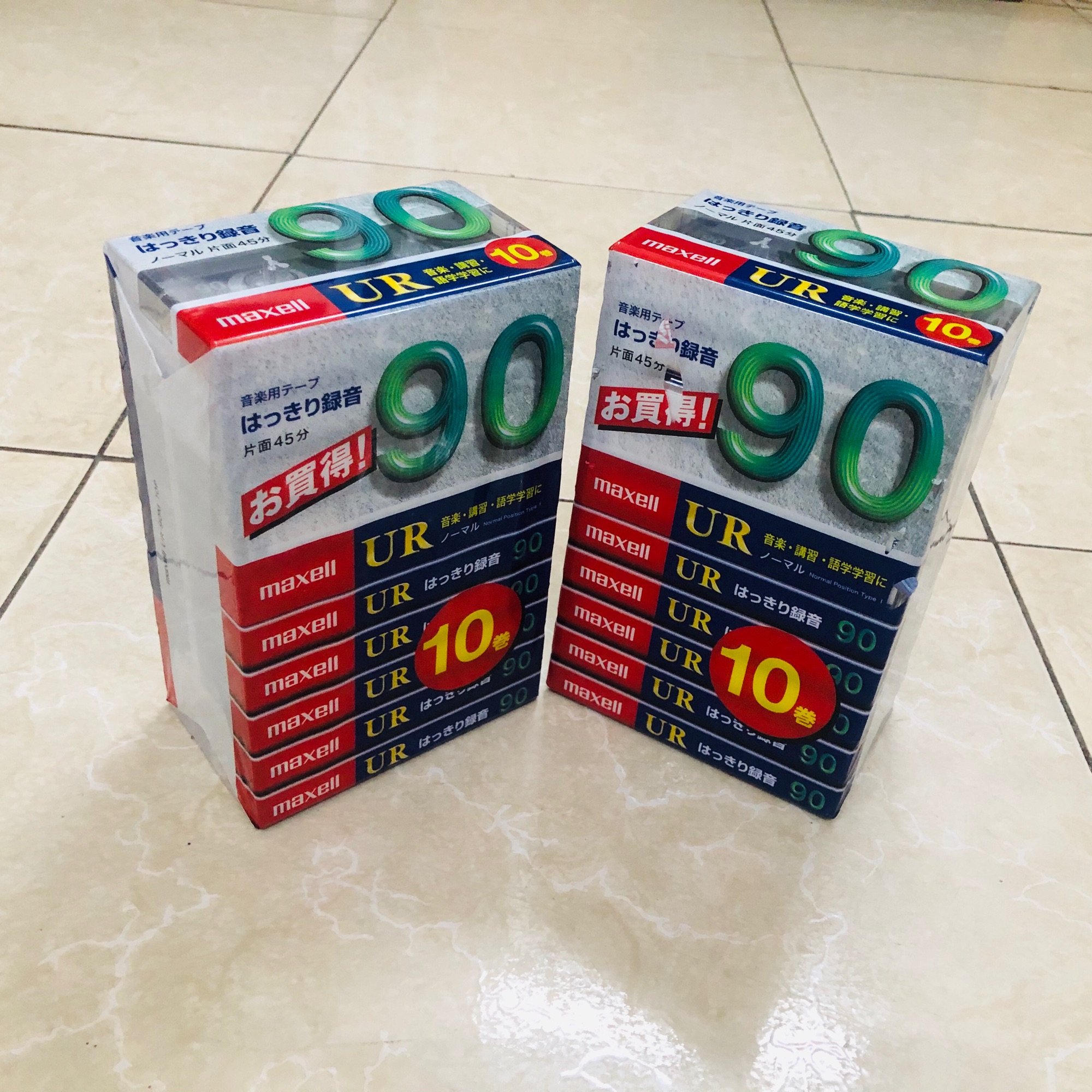 Băng cassette Maxell UR. Type1. Nguyên Seal. 10 cái