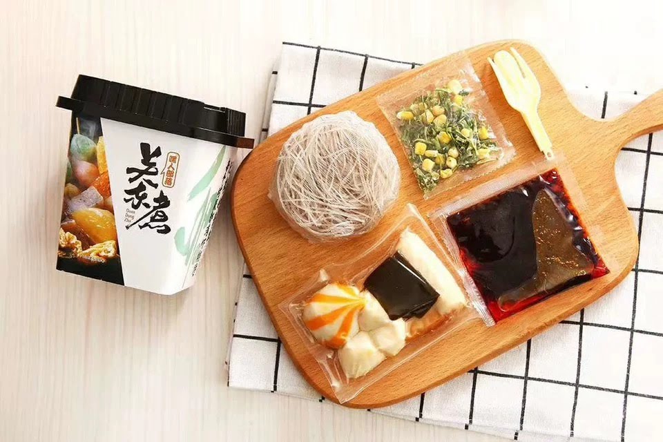 Lẩu cốc Full Topping - Có kèm viên lẩu viên