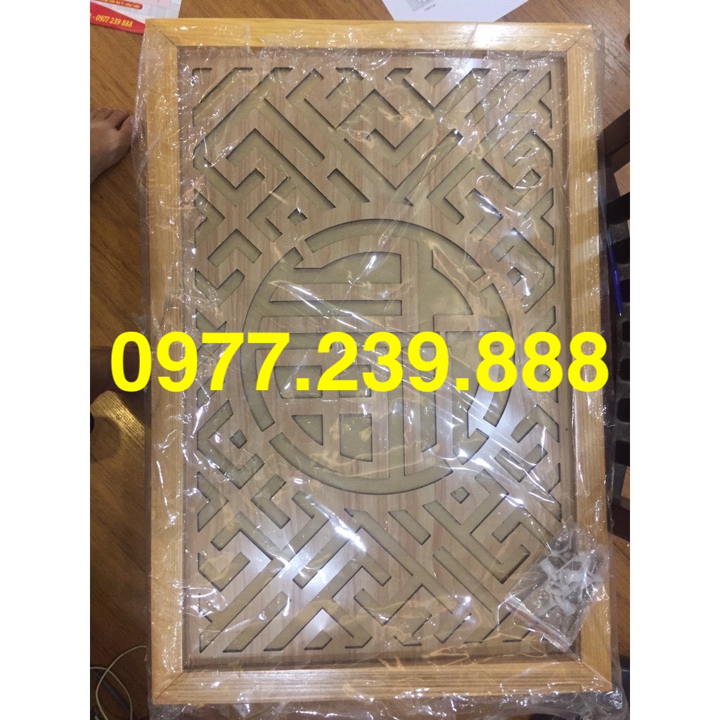 Chắn khói bàn thờ gỗ sồi 61cm màu vàng nhạt