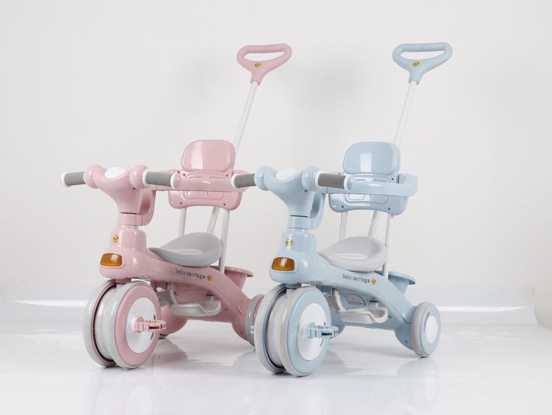 Xe đẩy 3 bánh kiêm xe đạp cho bé có nhạc