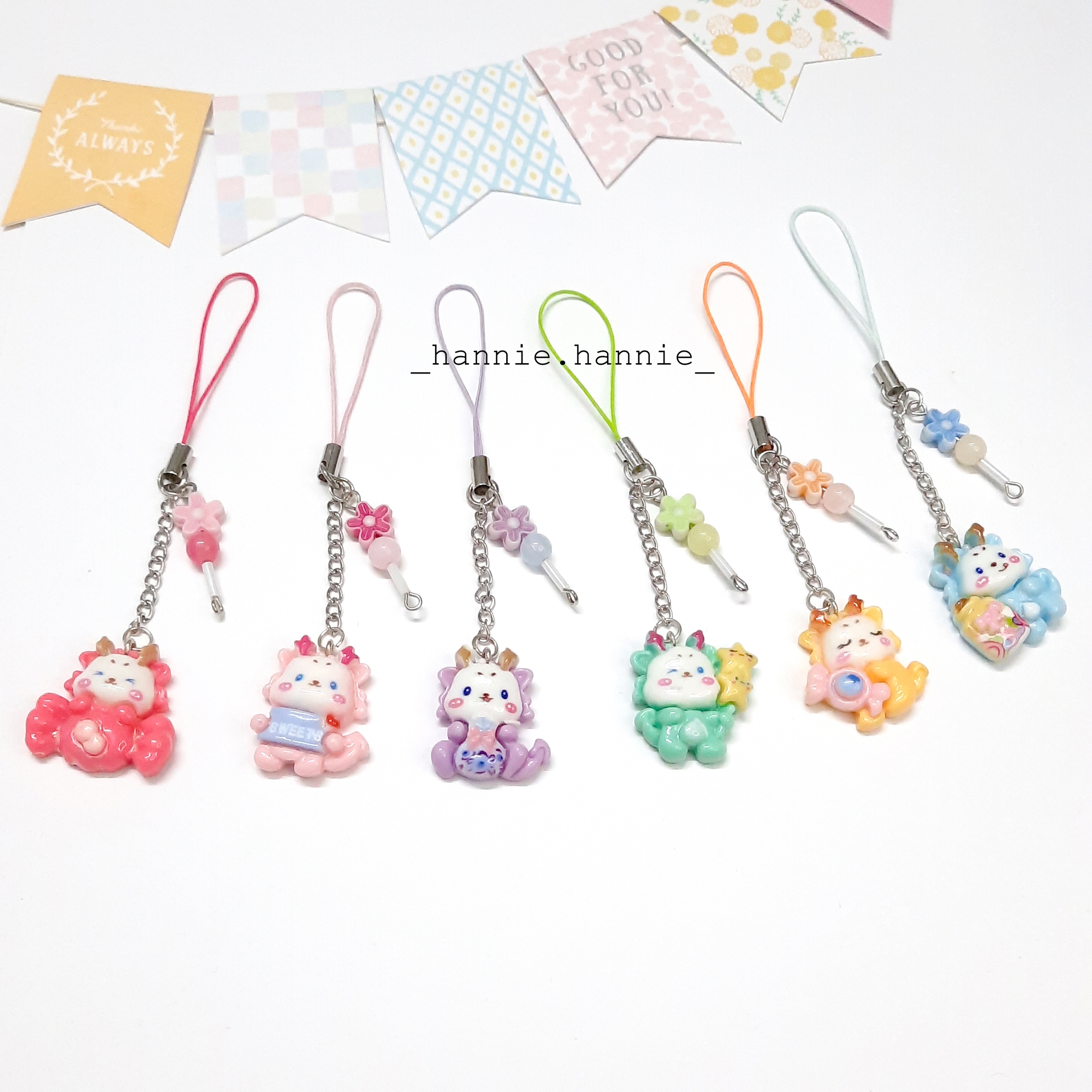 (Nhiều mẫu) Móc khóa mini dễ thương  - Móc khoá handmade dùng để treo balo, túi xách, quà tặng đôi