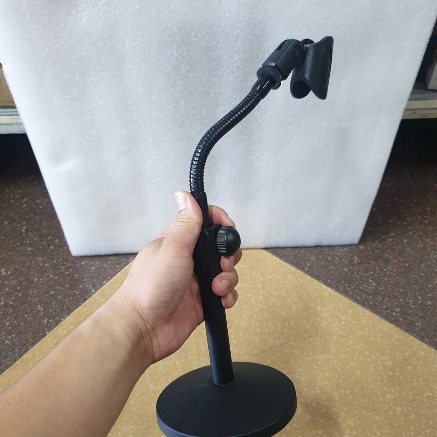 Chân micro để bàn có thể bẻ cong 201 A ảnh thật