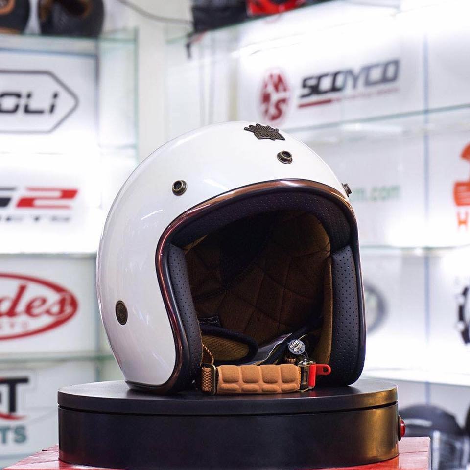 Mũ bảo hiểm 3/4 M20C màu trắng siêu đẹp