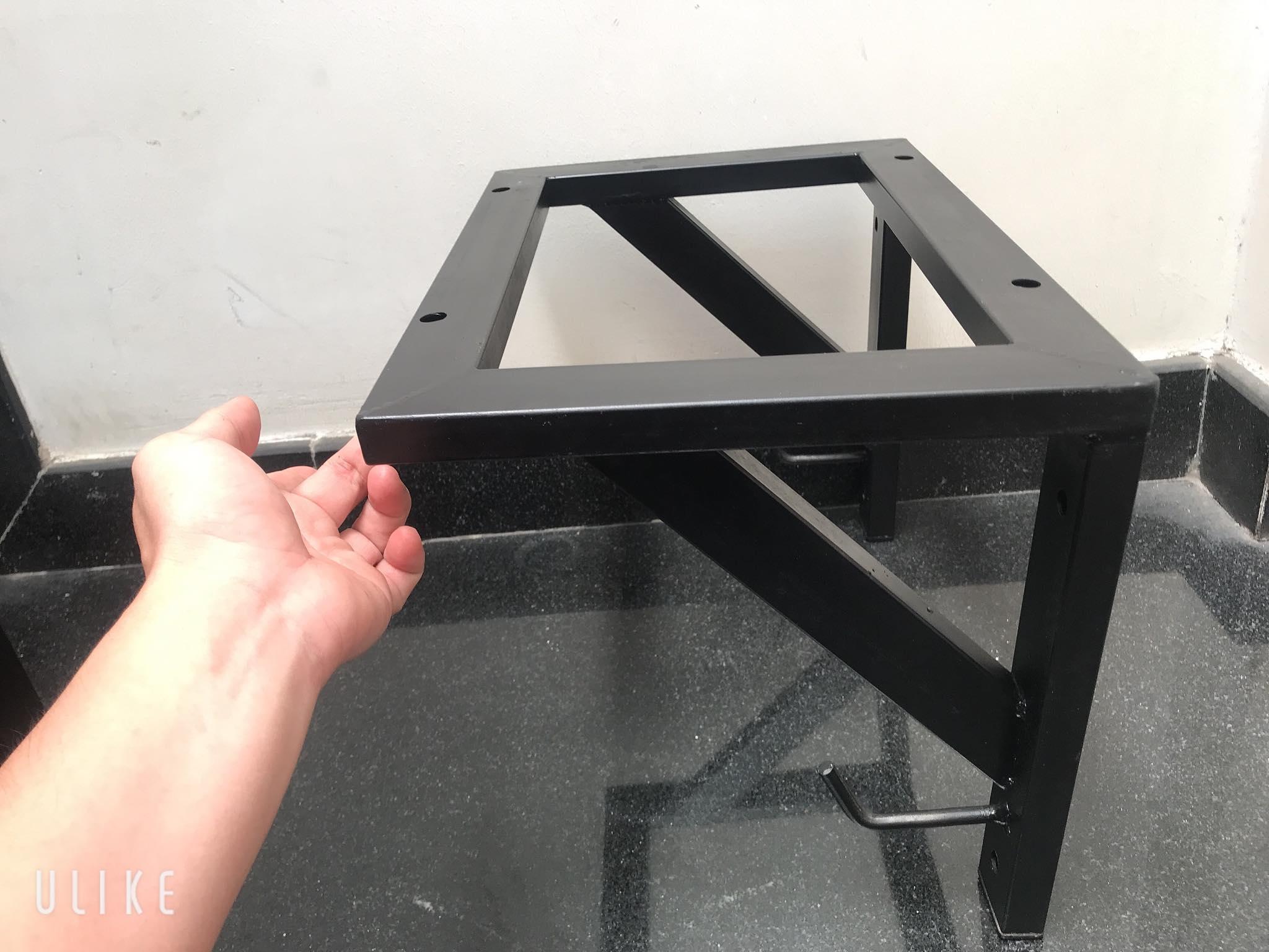 Kệ để máy rửa xe cho máy rửa xe HIROMA DHL - 0522 PLUS dành cho tiệm rửa xe.