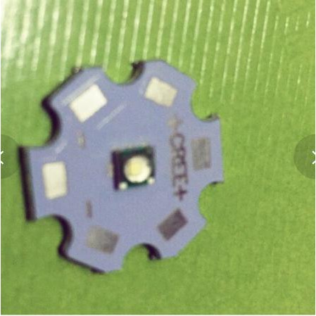Đèn pin led siêu sáng 3,7v sáng trắng