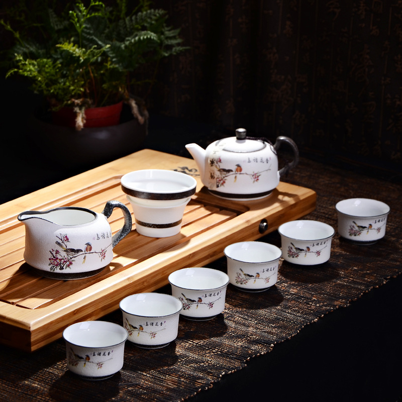 Bộ ấm chén sứ pha trà đạo