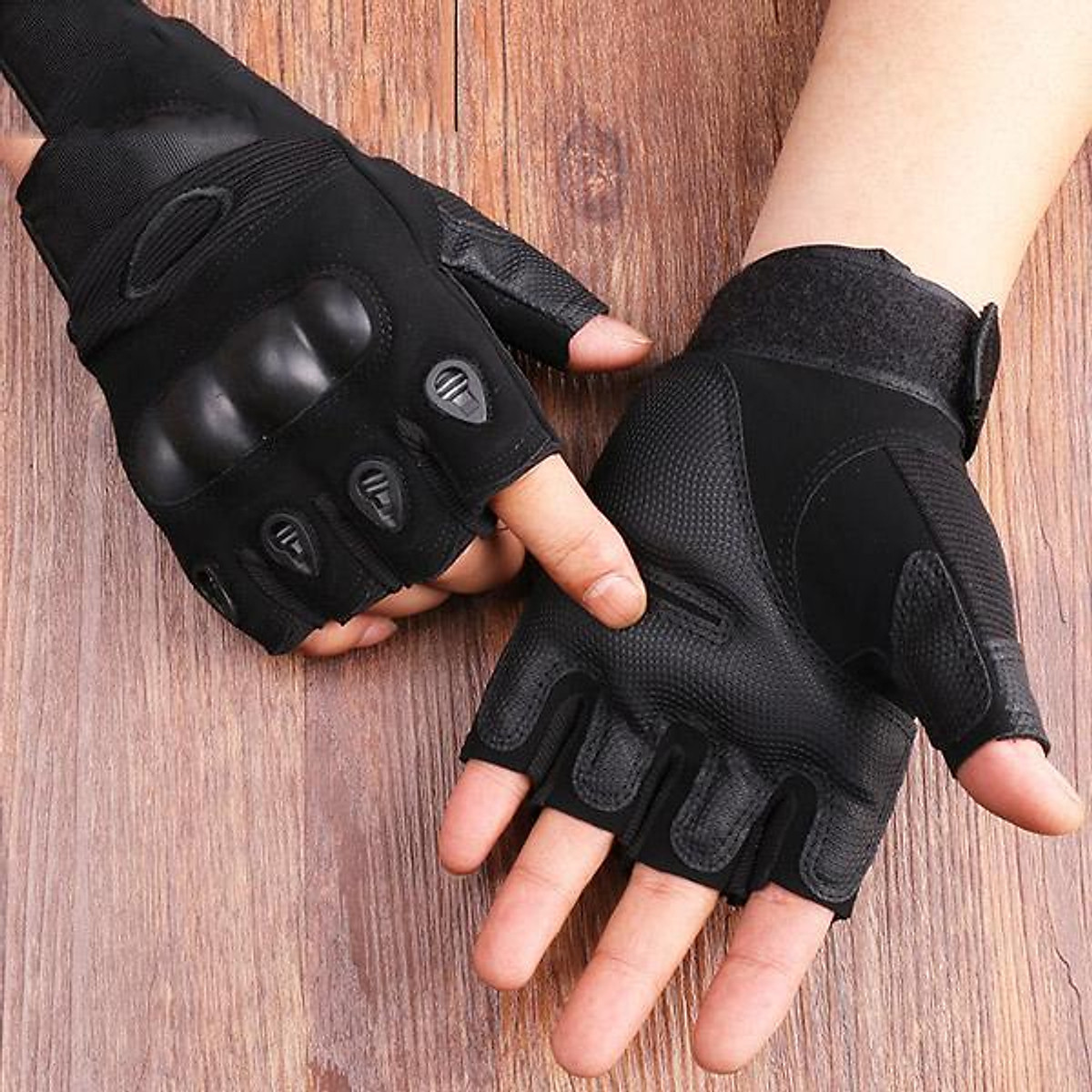 [HCM]Găng Tay Hở Ngón Có Gù Bảo Vệ Siêu An Toàn Tiện Dụng Bg05