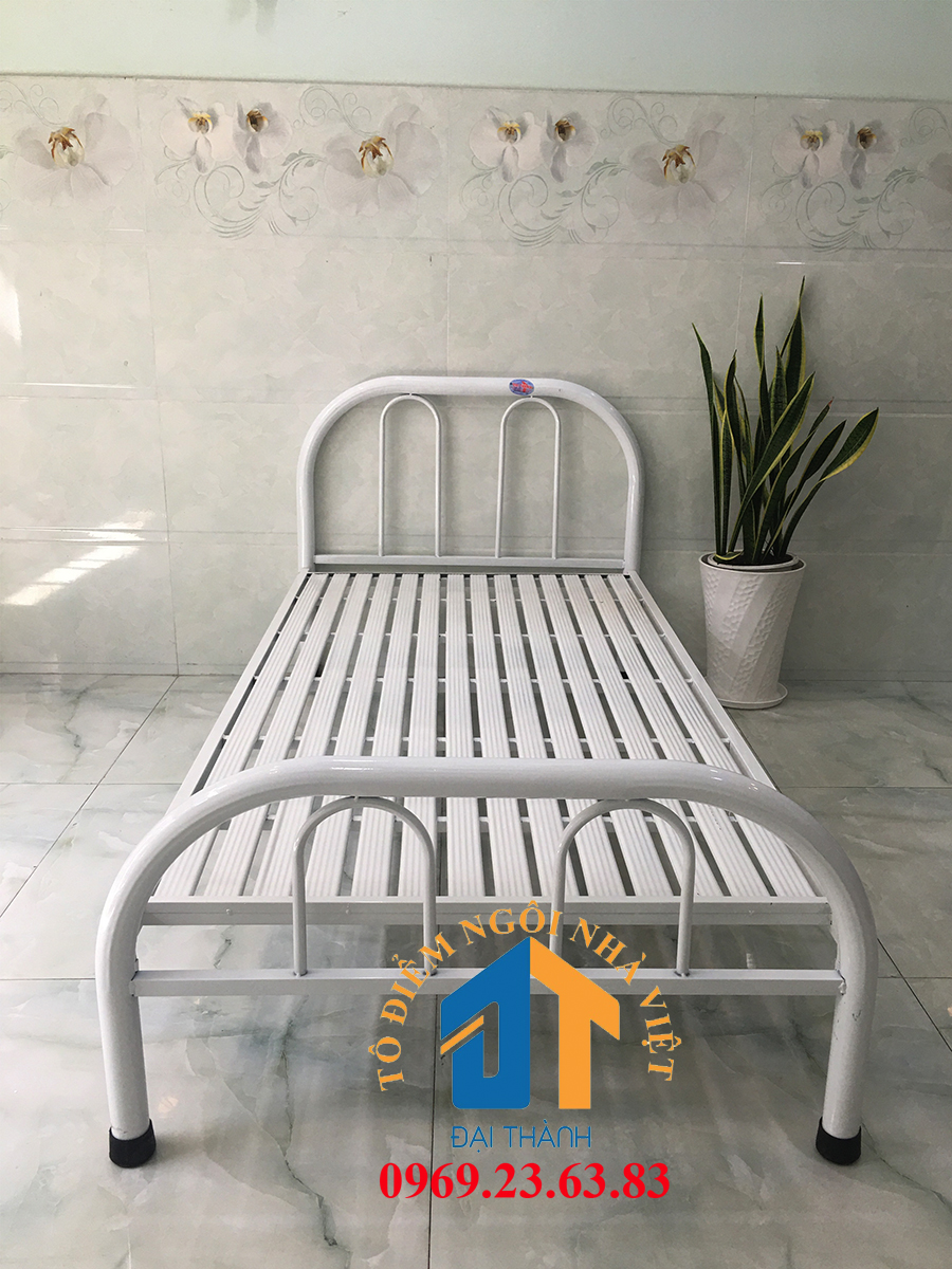 Giường  sắt đơn giản kích thước 1m4 x 2m