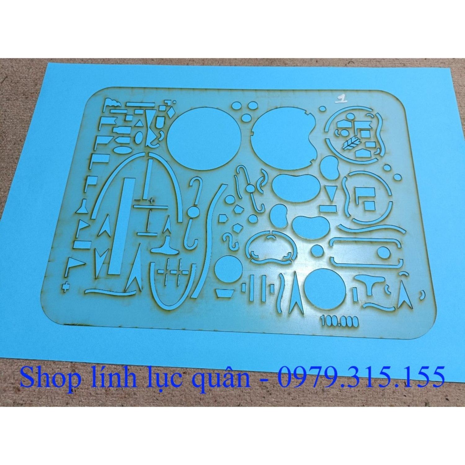 Thước chỉ huy tham mưu mẫu 1