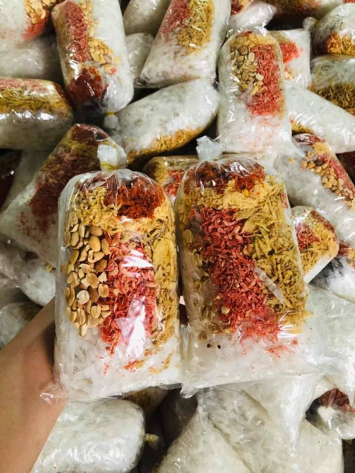 1 bịch bánh tráng trộn (KHÔ GÀ) thập cẩm satế shop Chibi