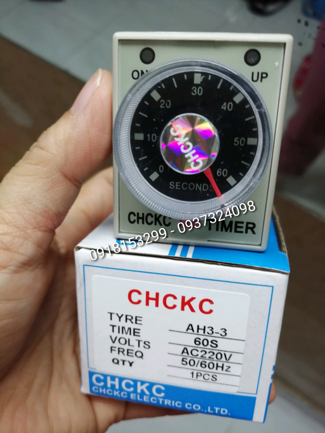 Rờ le thời gian ckc ah3-3 220vol10s,30s,60s không gồm đế