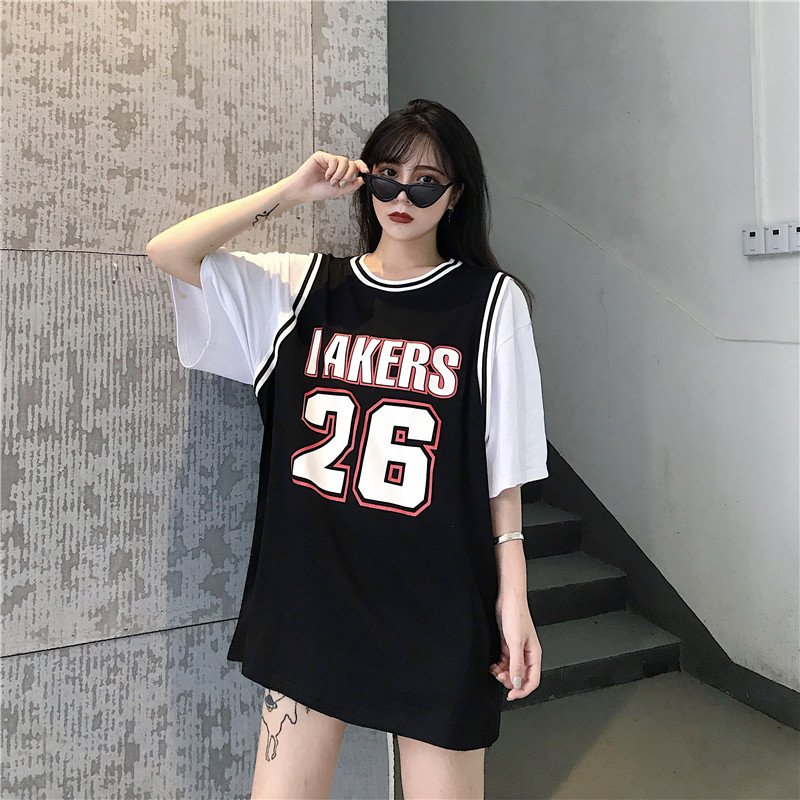 Áo thun unisex form rộng phối tay lỡ bóng rổ số 26 (đen, đỏ) GuuZ Fashionista
