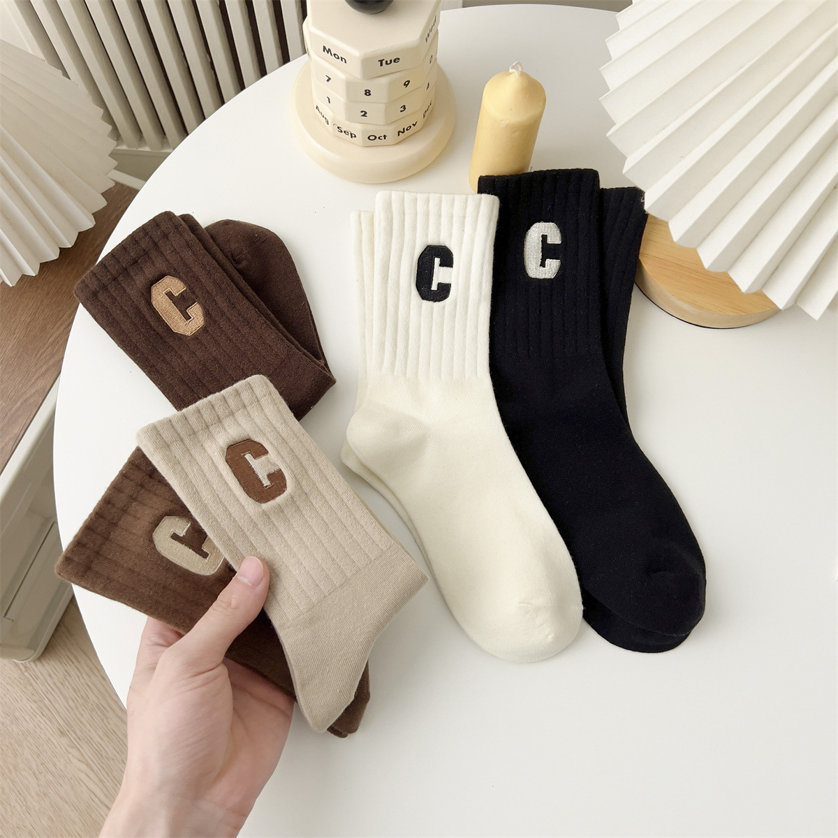 Tất Cổ Cao Vớ Cổ Cao Nữ Họa Tiết Chữ C Nhiều Màu Dễ Thương Vải Cotton Mềm Mịn Co Giãn Thời Trang
